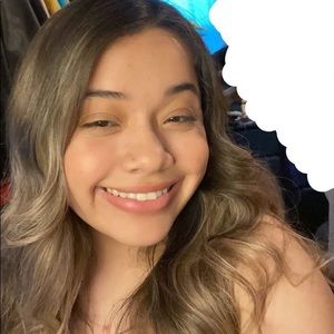 Meet your Posher, Ana